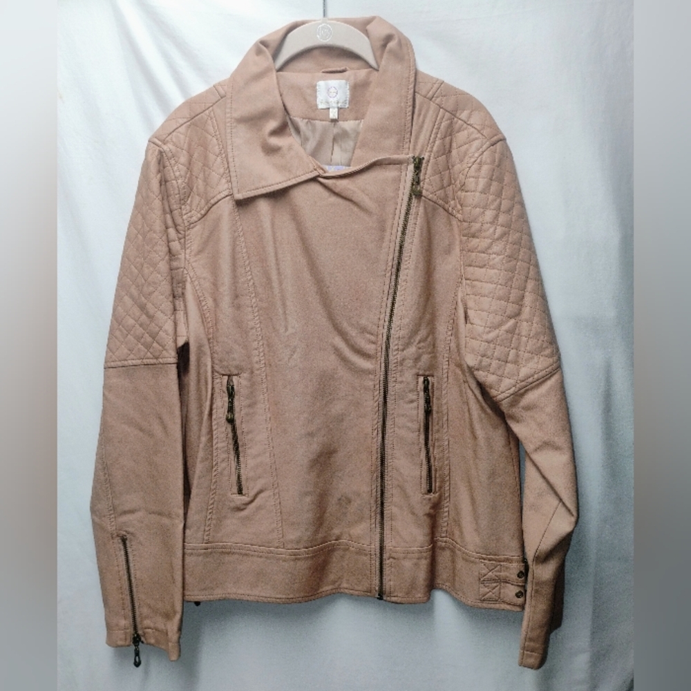 Hot in Hollywood Quilted Moto Jacket in Blush Pink